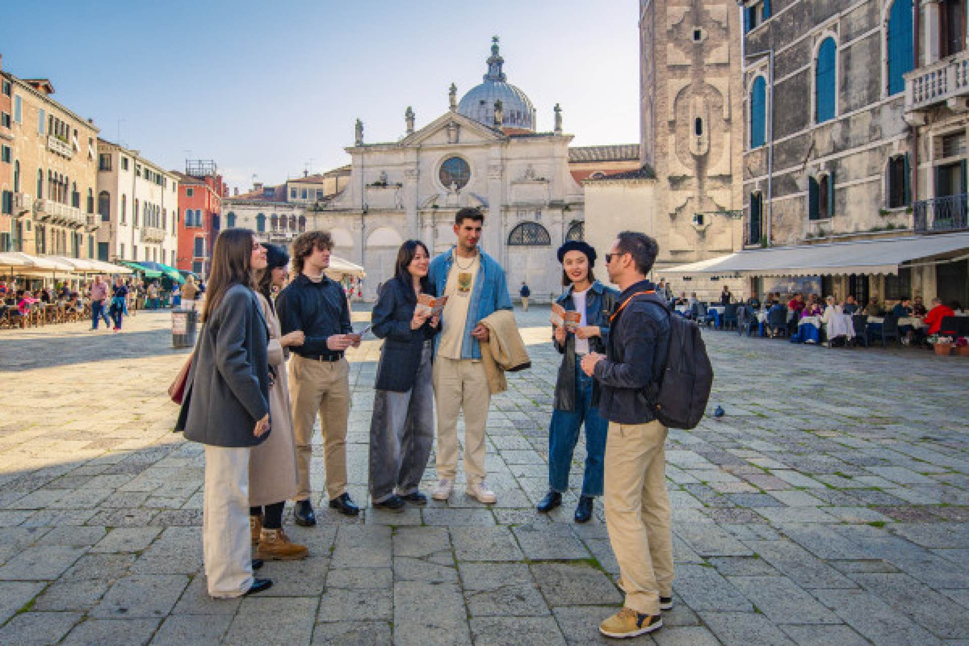 Пешеходная экскурсия по городу и прогулка на гондоле