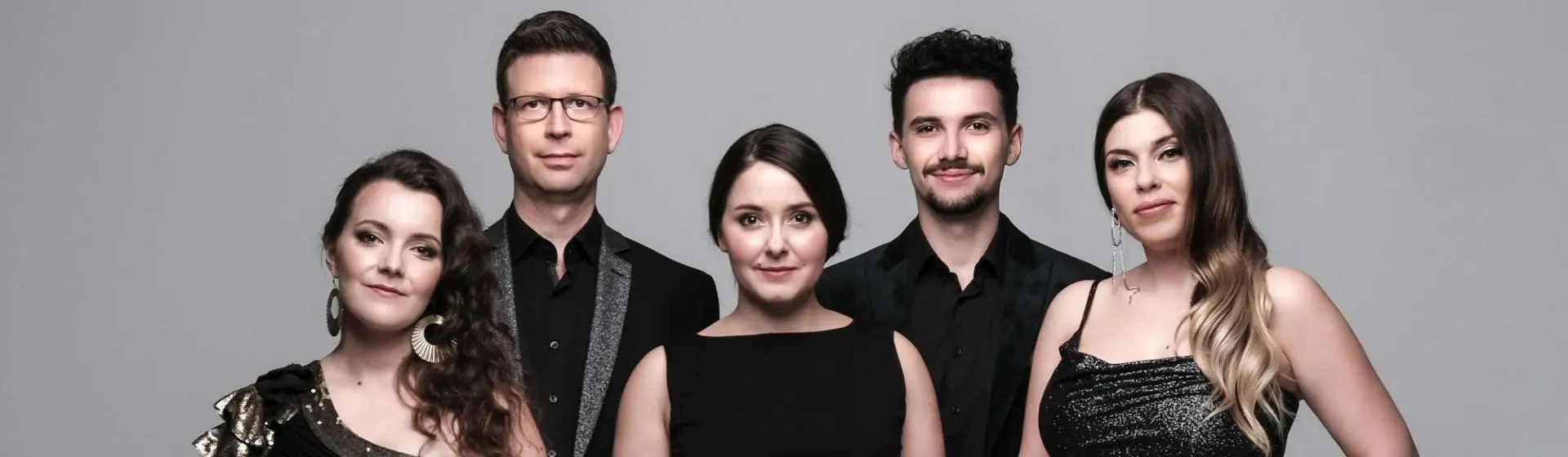 Macskafogó 40, Proyección de la película con música en directo