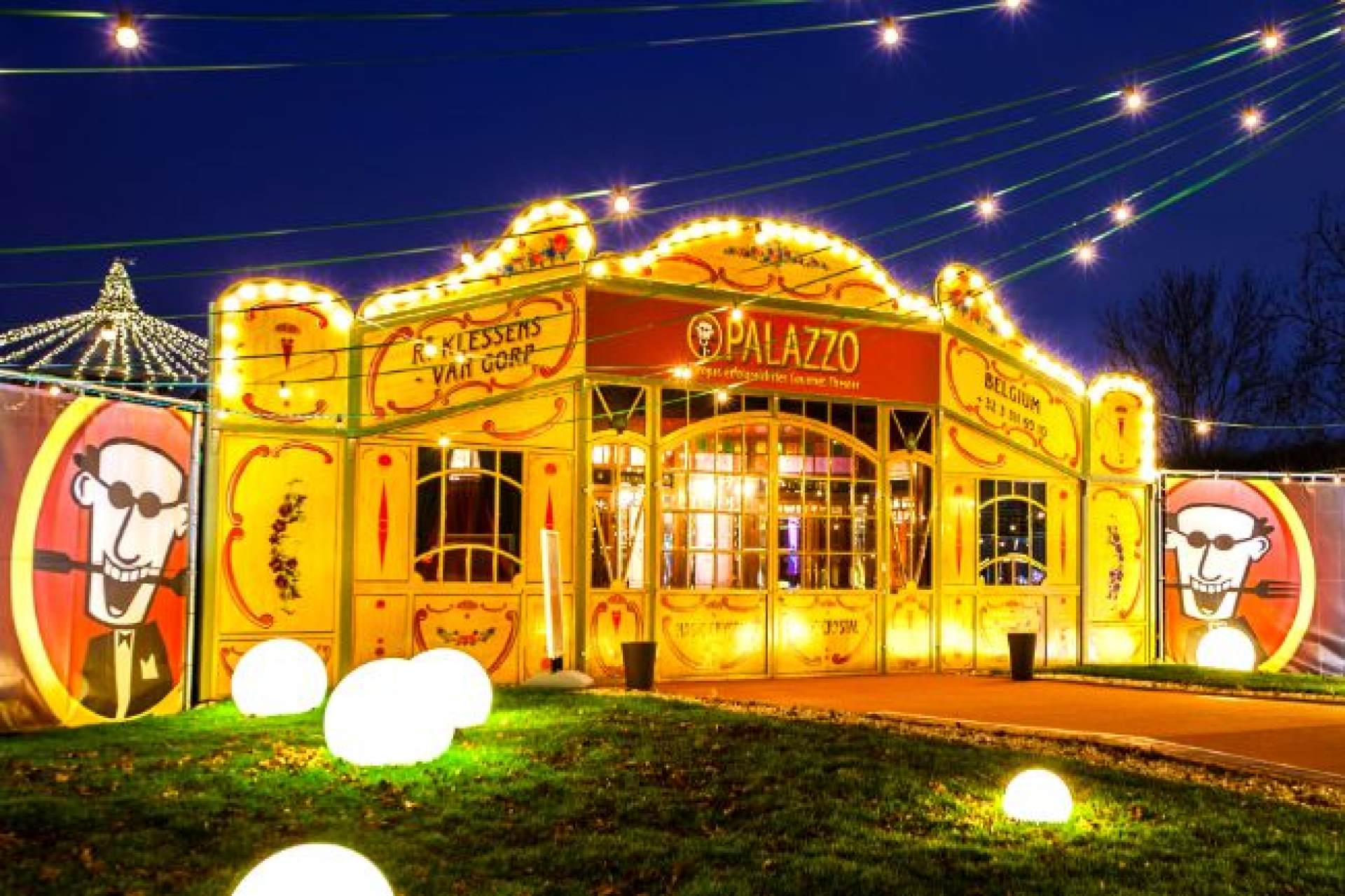 Unique Pieces The New Palazzo Show Vienna