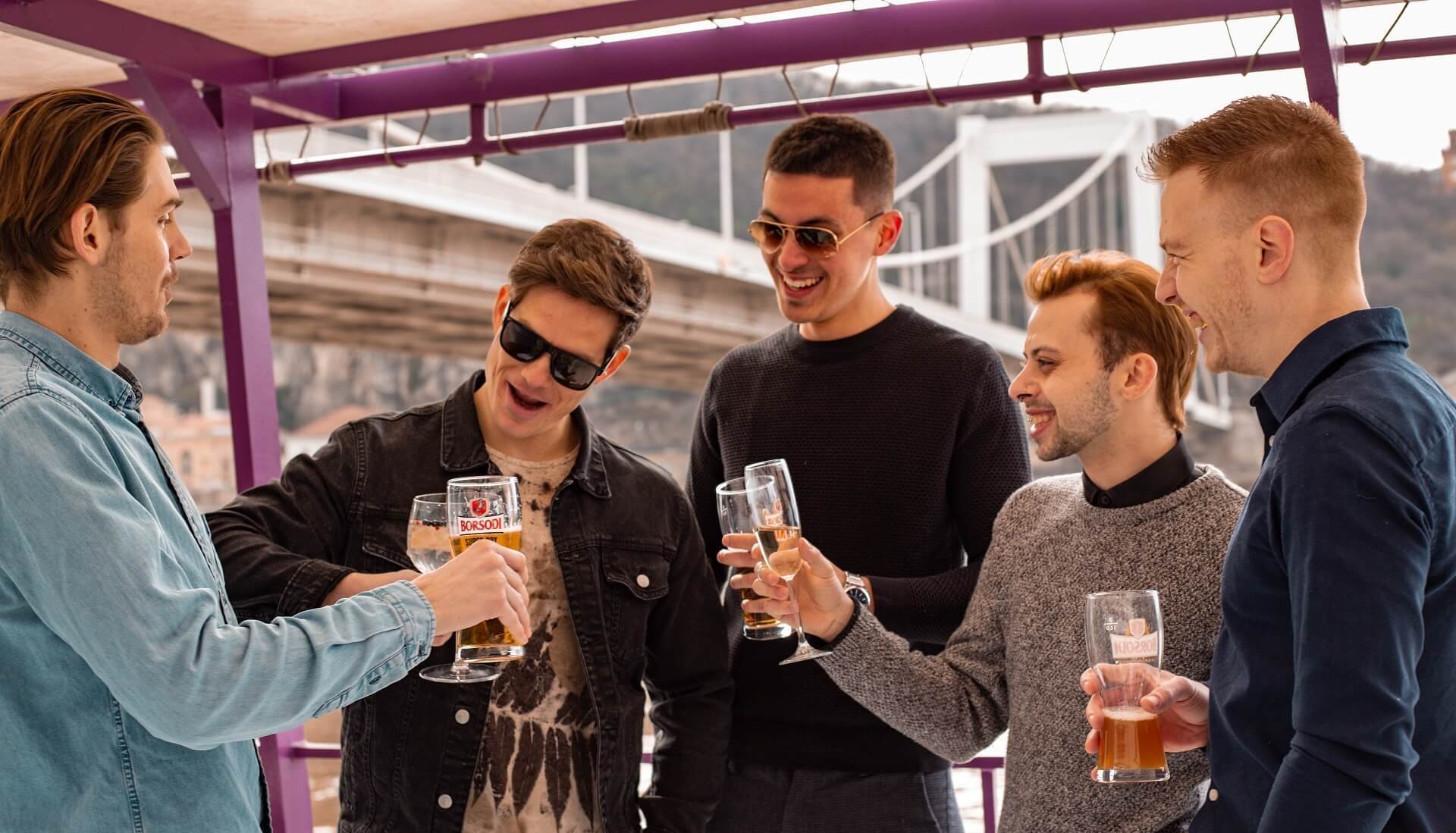 Unbegrenzte Alkoholkreuzfahrt