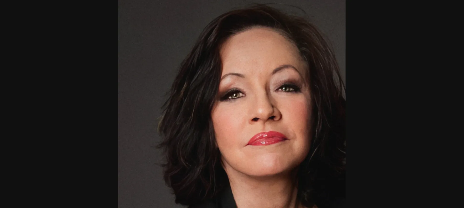 Maria Bill sings Edith Piaf