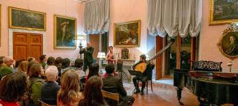 Valentine's Day Opera Serenades