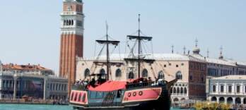 Galleon Dinner Cruise in Venice