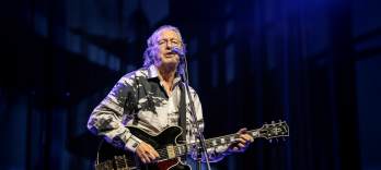 Петер Корнелиус, Timeless