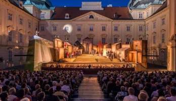 Curtea imperială a abației Klosterneuburg