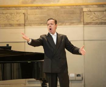 四季、空気、小さな夜の音楽