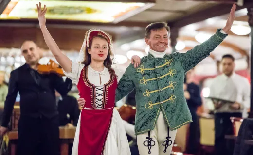 Dinner & Cruise with Folklore Live Music and Dance Show 3