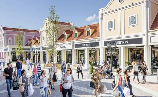 Autobús lanzadera a Parndorf