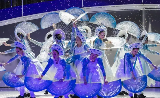 ハンガリー国立民俗舞踏団、素晴らしいクリスマス