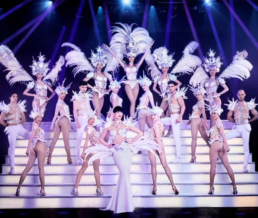 Pachete Cină și Cabaret Paradis Latin