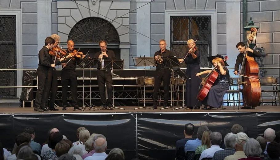 Sommerkonzert im Brunnenhof Open-Air