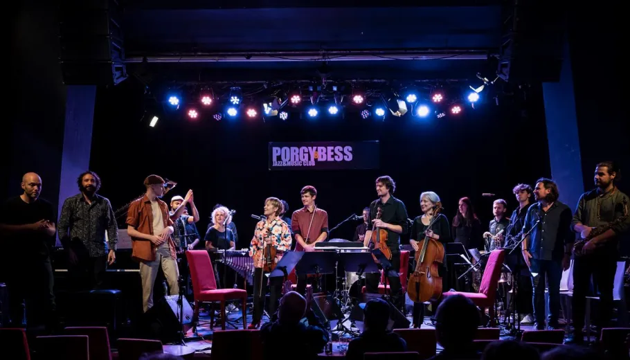 OnQ Large Ensemble spielt Vedovelli und Tiefenbacher