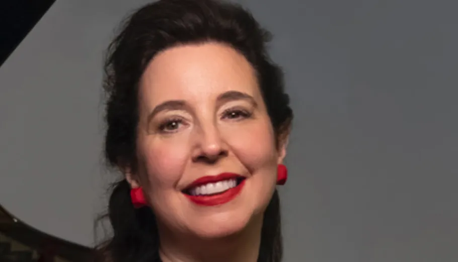 Angela Hewitt, piano